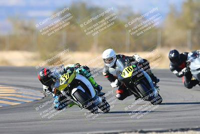 media/Jan-10-2025-CVMA Friday Practice (Fri) [[489e0da257]]/Group 4 and Trackday/Session 5 (Turn 7)/